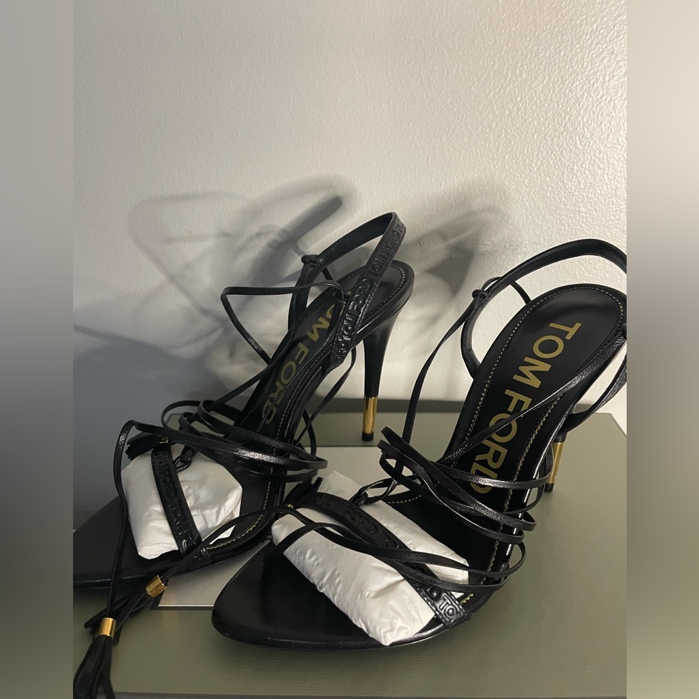*NWT* Tom Ford lace up tassel heels (38.5) - Picture 4 of 5